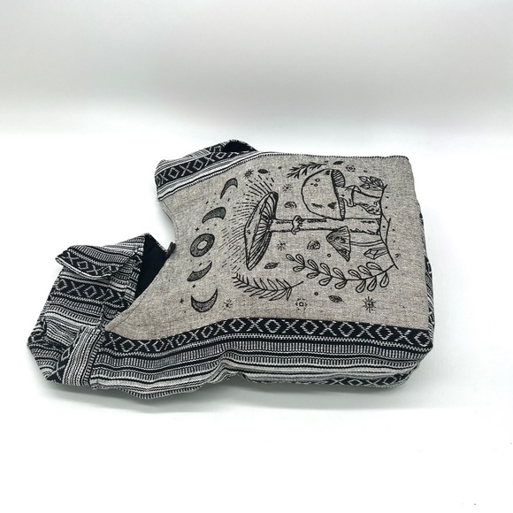 Mushroom and Celestial Print Large Hippie Crossbody Sling Bag - Picture 11 of 12